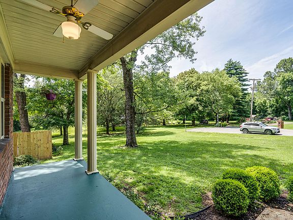 4th image of 206 Quinn Ct