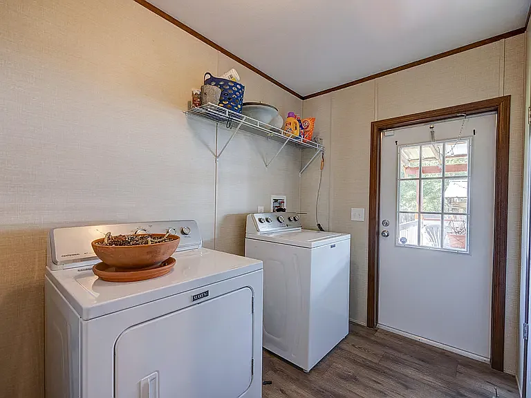 1505 Trotter Way — Photo 2