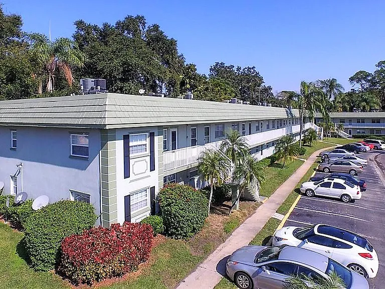 1433 S Belcher Rd — Photo 23