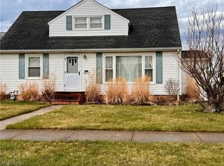 29967 Warren Rd, Wickliffe, OH 44092