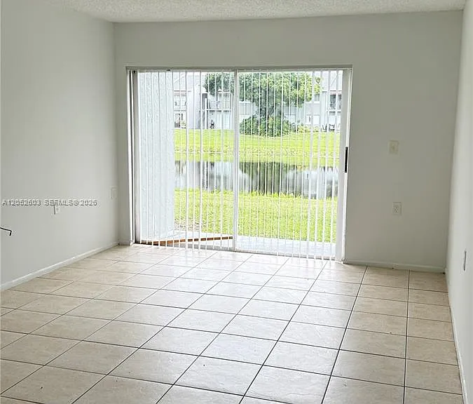 1163 Lake Terry Dr #J — Photo 3