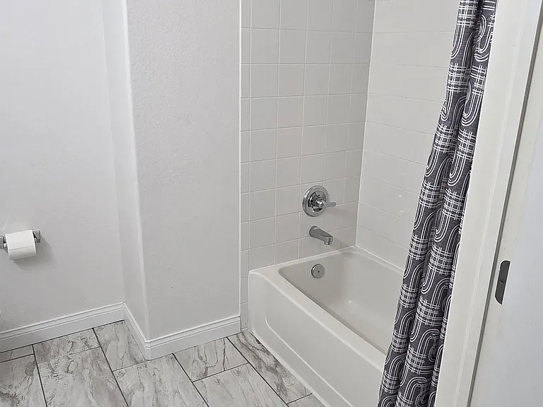 5255 Memphis St #1001 — Photo 6