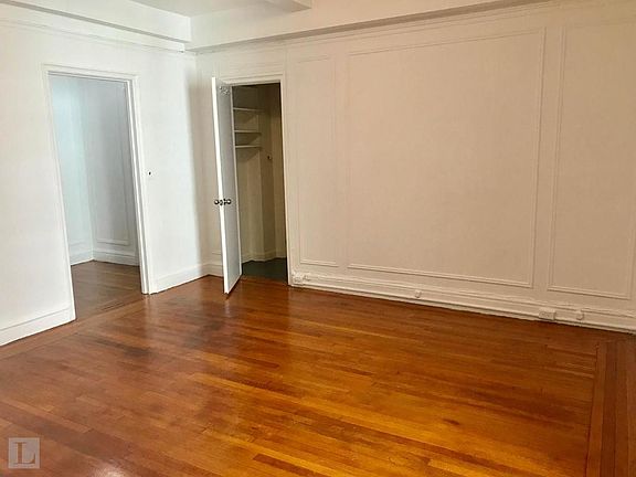 4th image of 135 E 50th St APT 7K