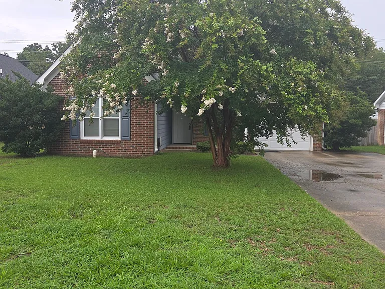 6330 Greycliff Dr — Photo 1