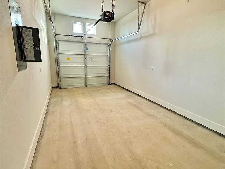 105 Zayd Ct #A — Photo 17