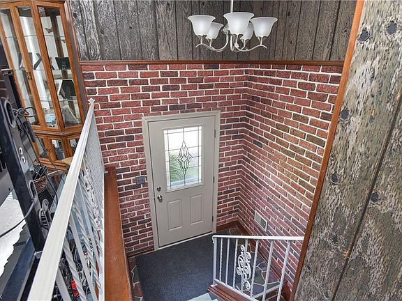 5th image of 4804 Pine Trace Dr