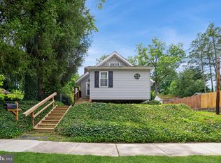 724 Park Ave, Woodbury Heights, NJ 08097