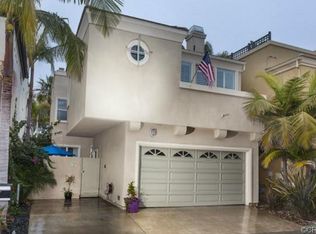 524 Goldenwest St, Huntington Beach, CA 92648