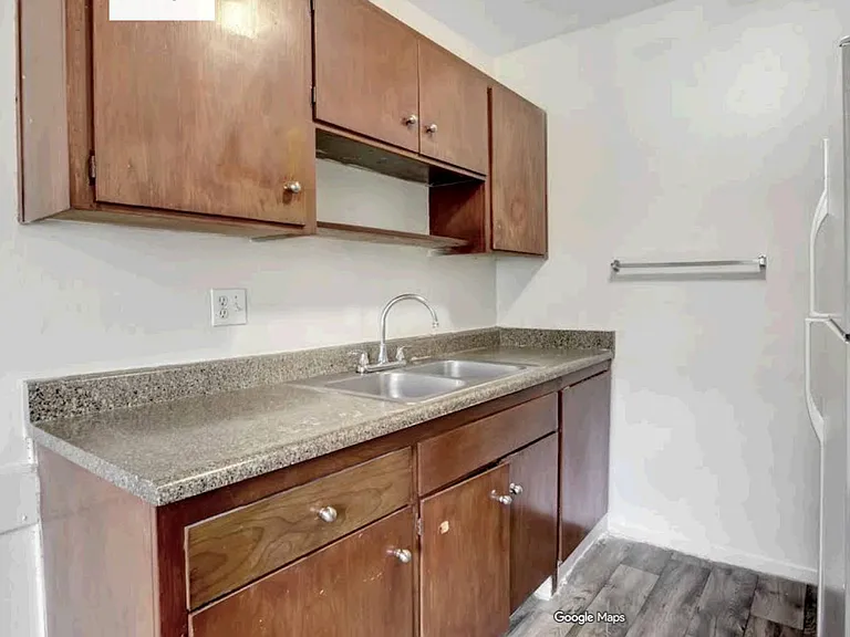 Eagles Nest Apartments — Photo 22