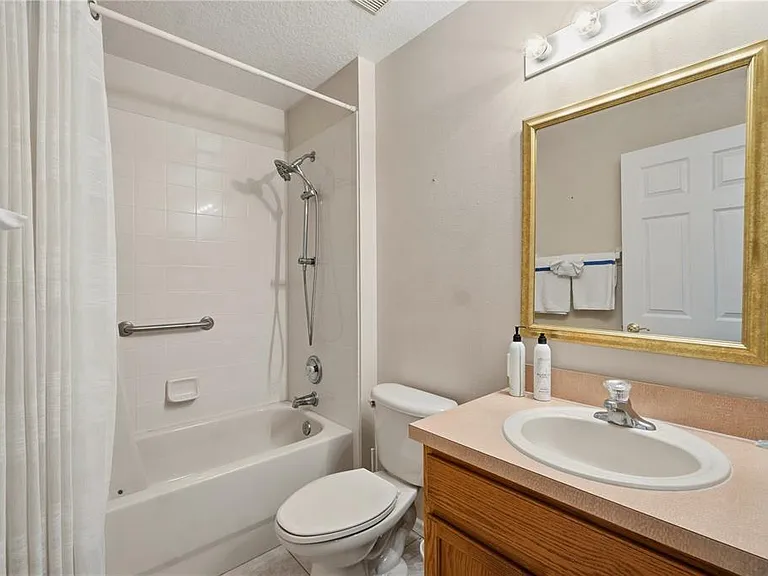 334 Brayton Ln — Photo 19