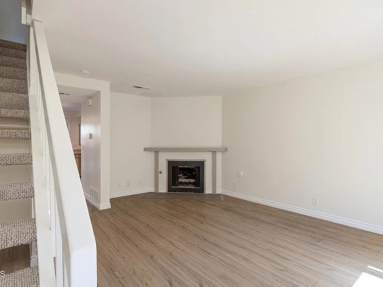 4939 Nautilus St #C — Photo 2