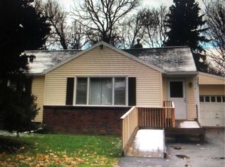 114 Sunset Dr, Rochester, NY 14618