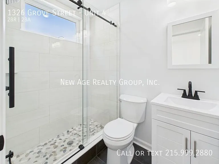 1326 Grove St #4 — Photo 13