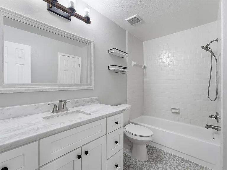 3319 Vista Lake Dr — Photo 15