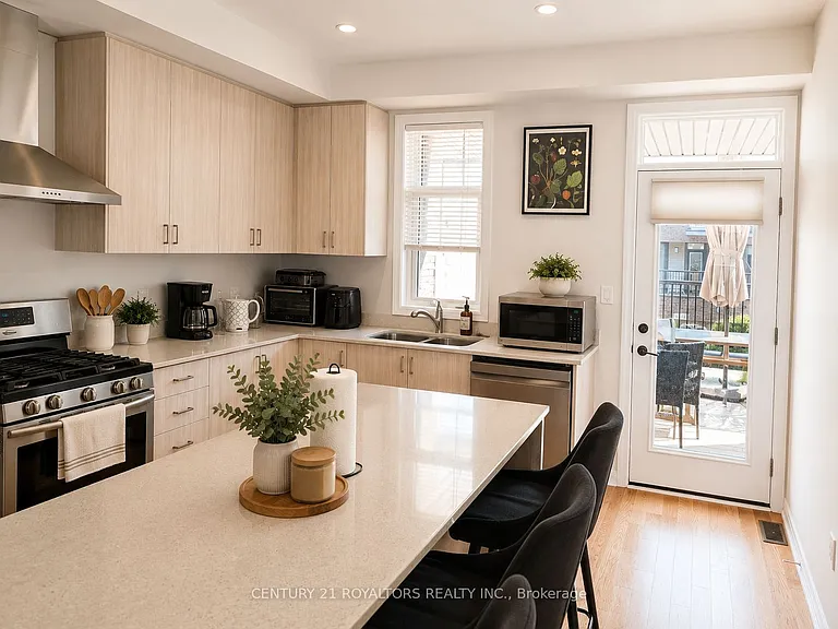 400 Newman Dr #30 — Photo 10