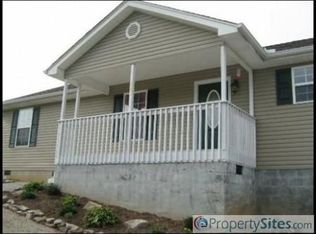 463 Clear Branch Rd, Rocky Top, TN 37769