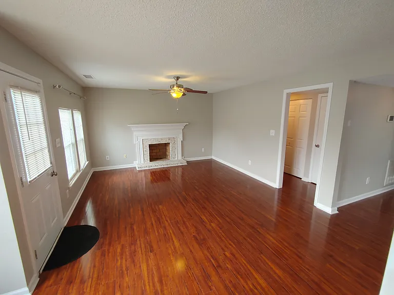 1901 Misty Vale Rd — Photo 14