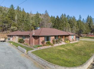 7420 N Applegate Rd, Grants Pass, OR 97527