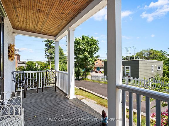 3rd image of 14 Catharine St