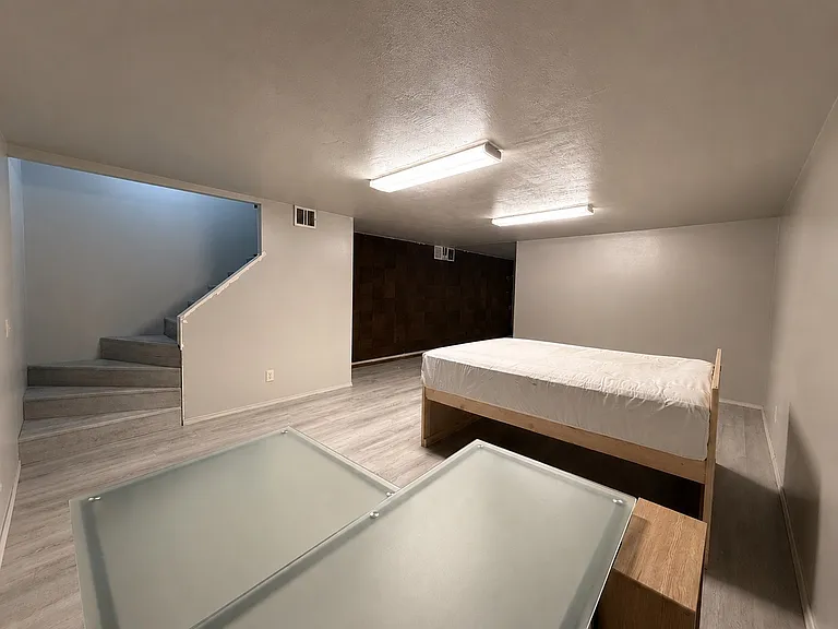 7815 Cervin Dr — Photo 12