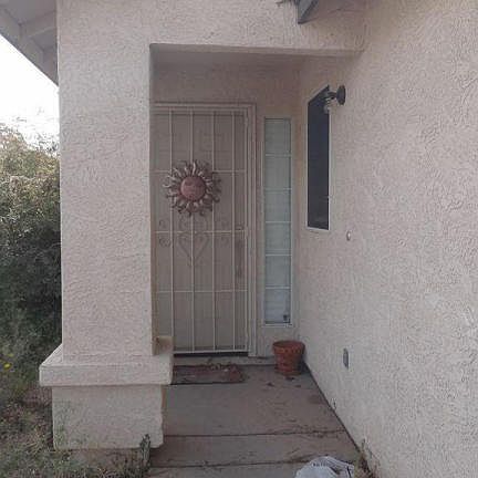 4th image of 8851 E Dartmouth St