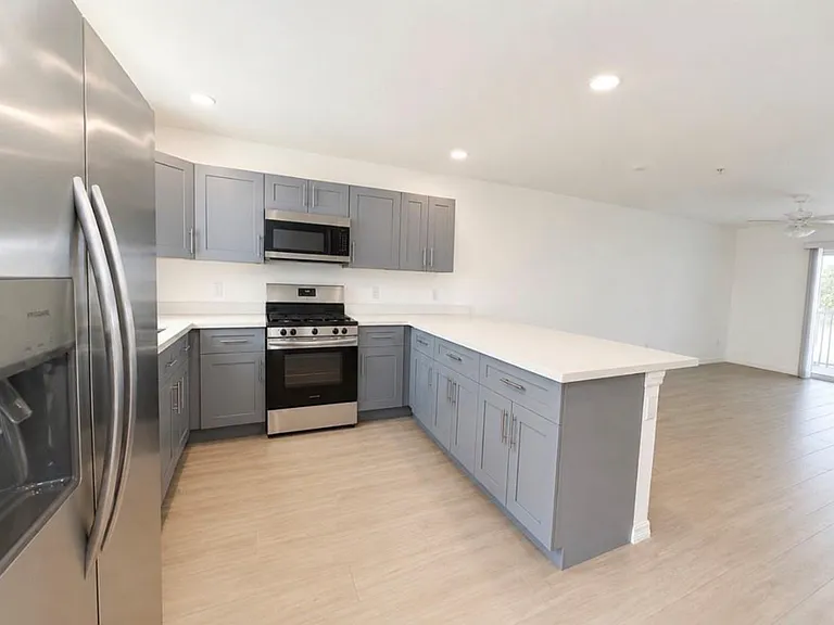 3815 Chiquita Blvd S #201 — Photo 30