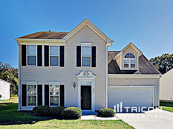 2nd image of 121 Dutchmans Meadow Dr
