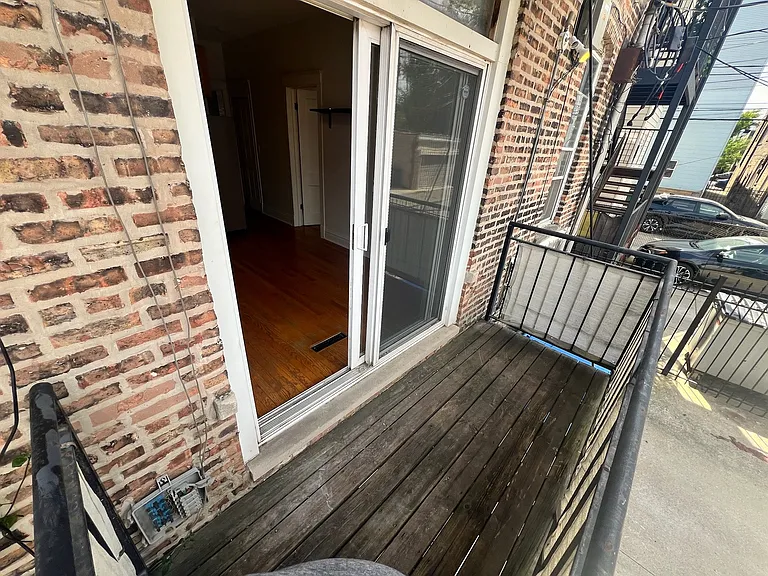 2340 W Augusta Blvd #1R — Photo 10