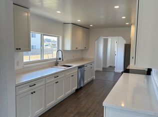 786 E St, Crescent City, CA 95531