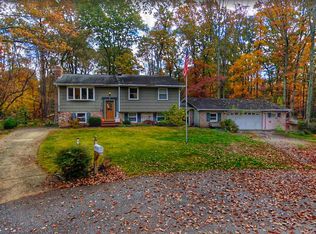 657 Rossburg Ct, Pasadena, MD 21122