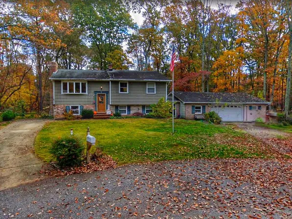 657 Rossburg Ct, Pasadena, MD 21122