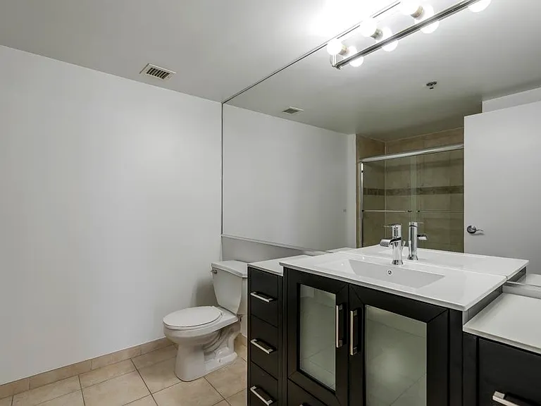 700 1st St #8F — Photo 13