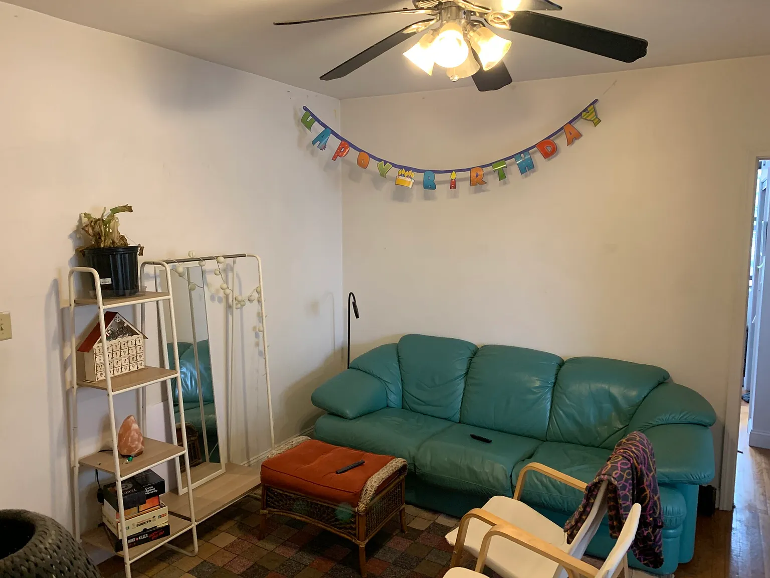 4 bed, 2.0 bath, $3,650 — Photo 2
