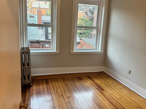 3rd image of 70 Joy St APT 8F