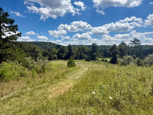 9999 Sinks Rd, Somerset, KY 42501