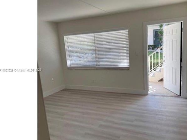 340 NW 19th St #1060
