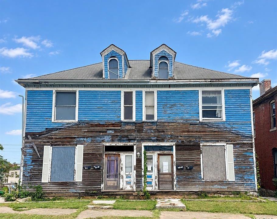 1st image of 216-18 N 4th St