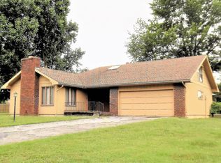 4404 W Curtice Dr, Battlefield, MO 65619