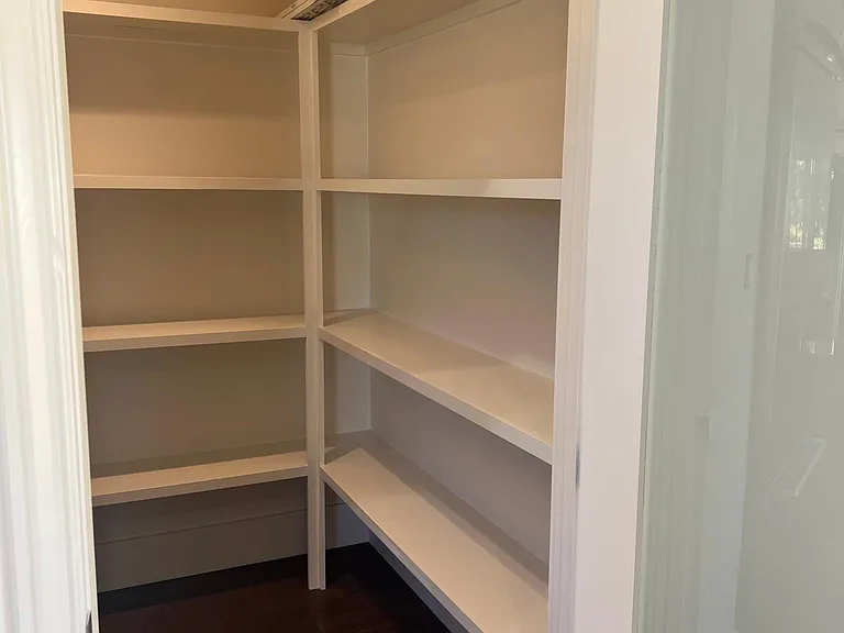 2108 Hillside Dr — Photo 14