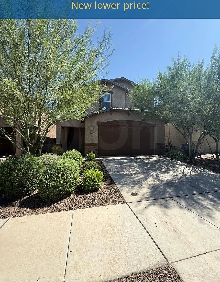 4 bed, 2.5 bath, 2391 sqft, $2,099 — Photo 1