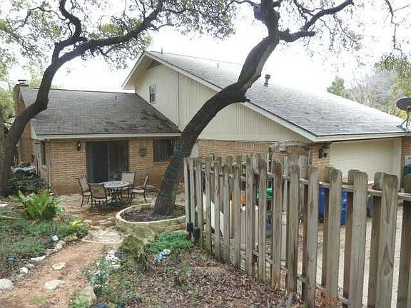 3rd image of 11500 Hollow Oak Ct