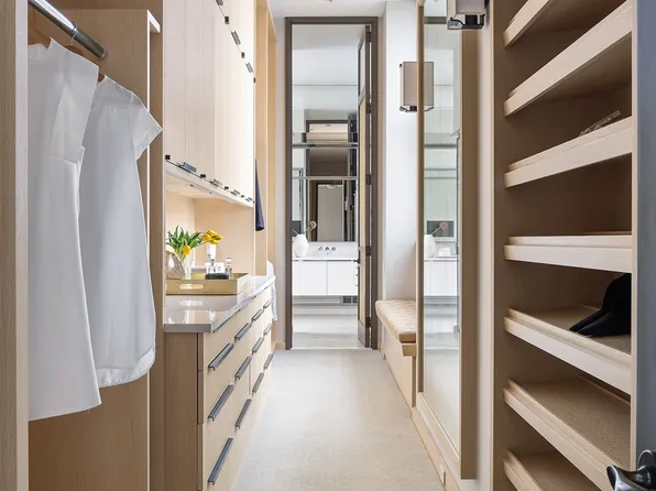 240 Park Avenue South image 22 of 29