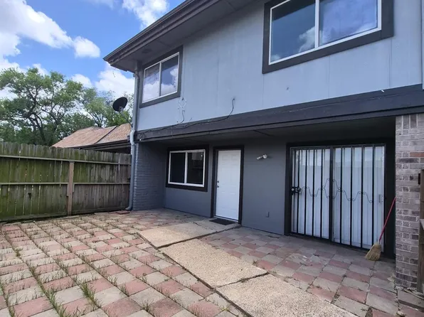 738 Coolwood Dr #B, Houston, TX 77013