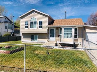 605 Spruce Rd, Elko, NV 89801