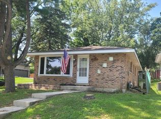 15948 Grove Ave, Oak Forest, IL 60452