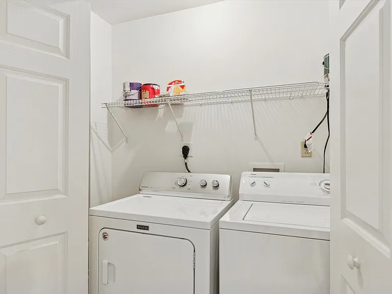 110 W Harmony Dr #107 — Photo 7