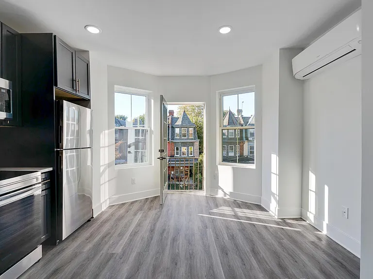 4735 Hazel Ave #3F — Photo 6