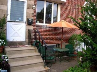 329 Stevens St, Philadelphia, PA 19111