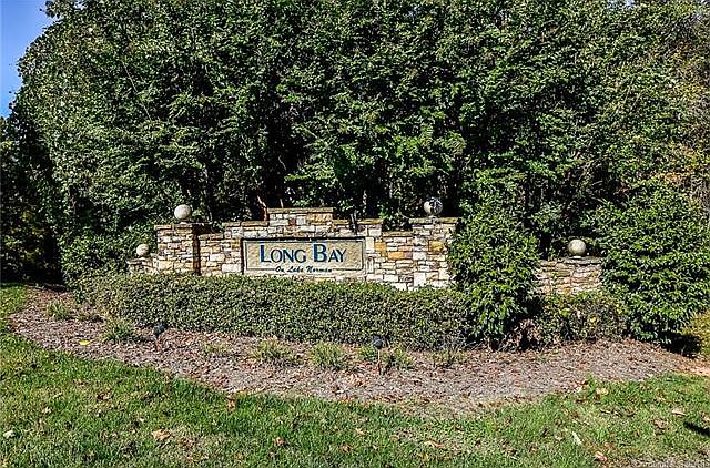 1st image of 1702 Parkside Dr