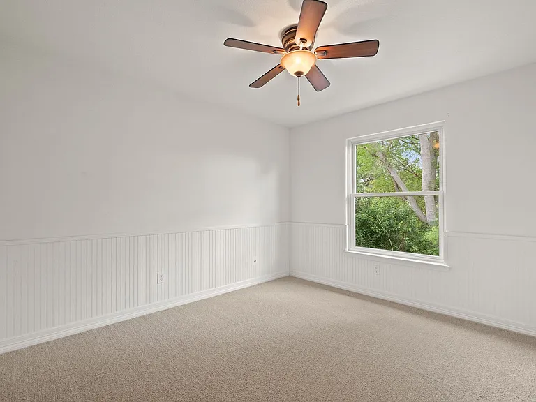 11811 Carshalton Dr — Photo 23